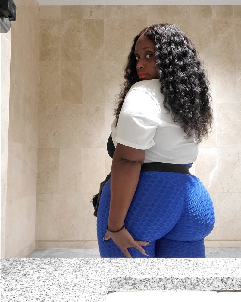 Ruched Booty Pop Biker Shorts - Curve My Waist